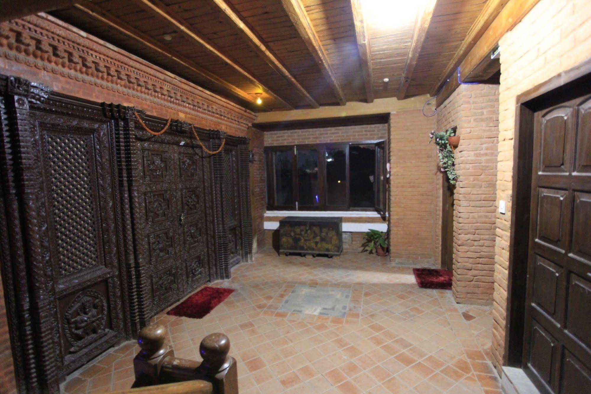 World Heritage Hotel And Apartments Catmandu Exterior foto